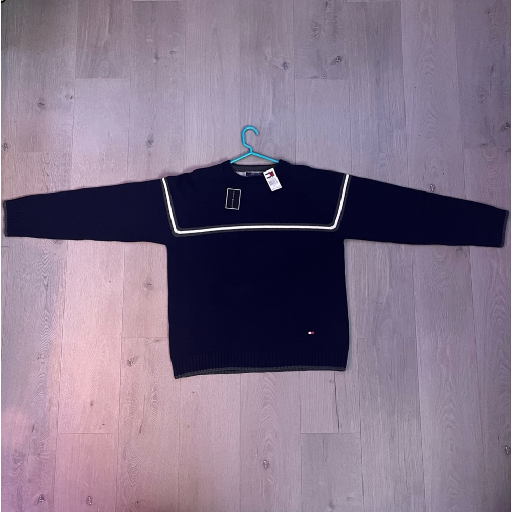 Tommy Hilfiger Heavy Knitted Striped Sweater *NEVER WORN BRAND NEW*